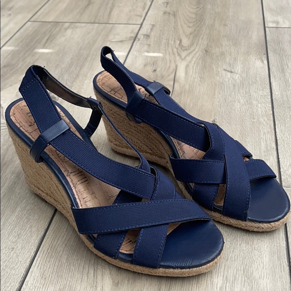 Merona Girl Wedge Sandals Size 5 1/2
